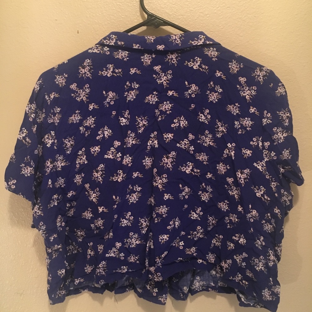 Blue crop top - Picture 3 of 3